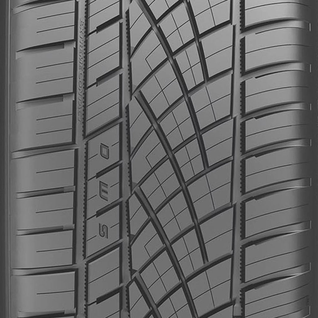 225/45ZR19 92W Ultra High Performance Tire R693820