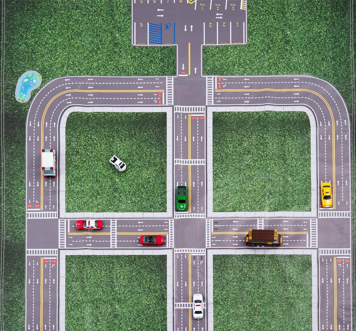 CAR Play Mat & Parking Lot for Toy Cars R9974