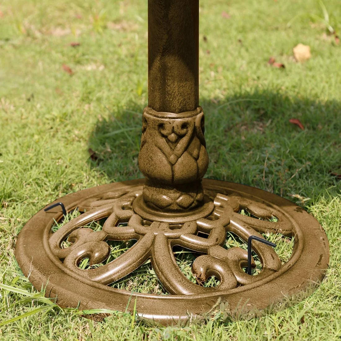 Polyresin Antique Outdoor Birdbath and Solar Powered Fountain Set I1688