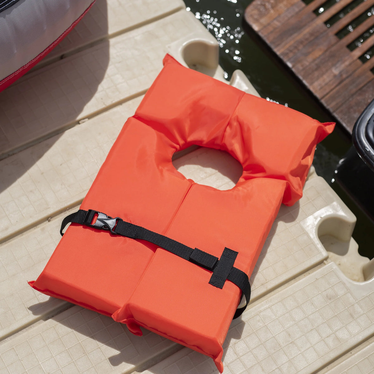 U.S. Coast Guard Approved Type II Adult Life Jacket, 4-Pack U948