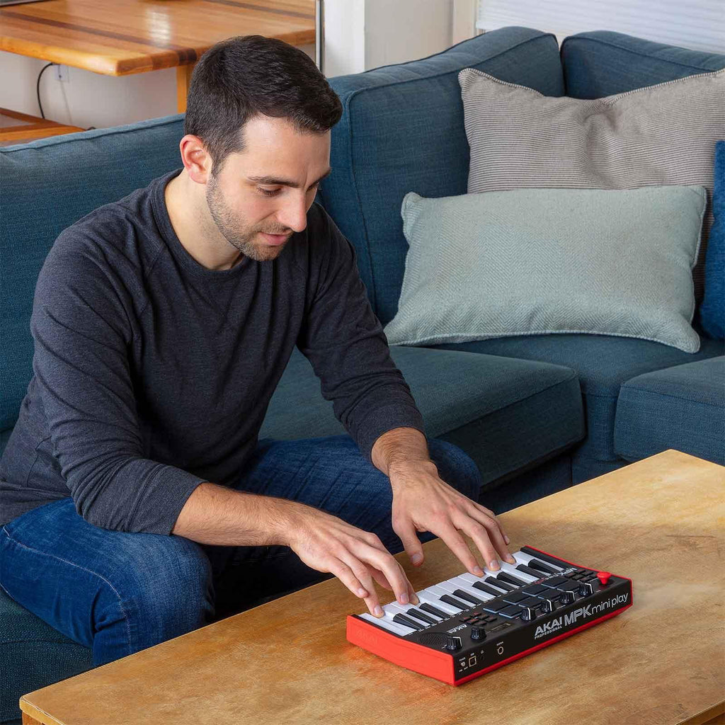 MPK Mini Play MK3 Standalone Mini Keyboard with EVA Case Package U211663