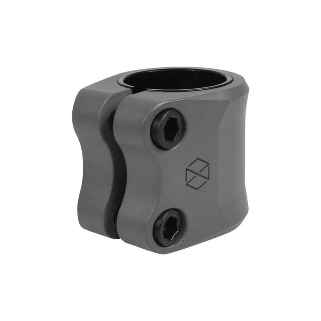 Black SCS Clamp D964580