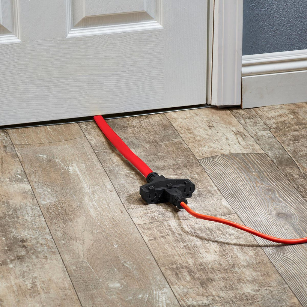 25 ft. 30 Amp 125V Generator Extension Cord Adapter U82375