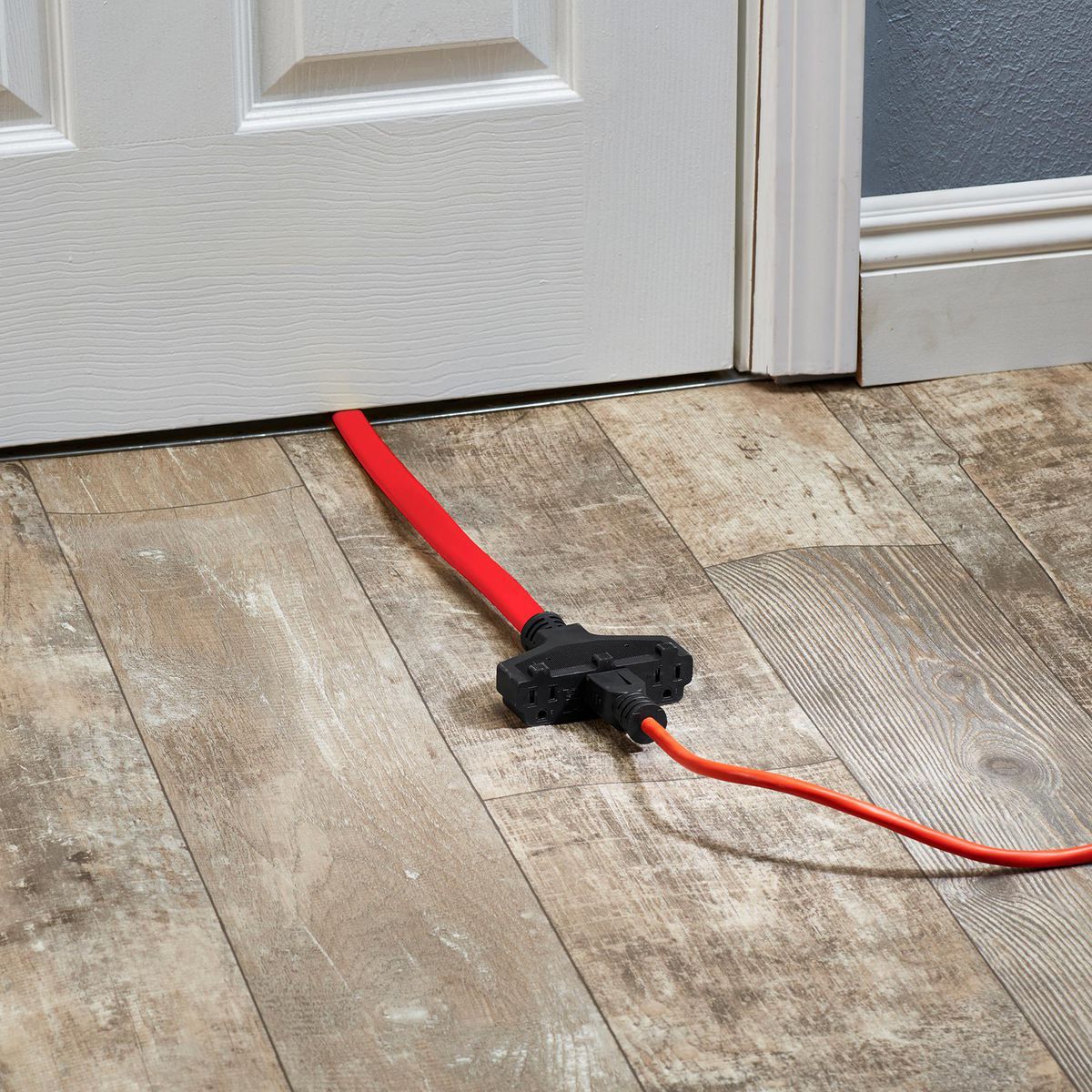 25 ft. 30 Amp 125V Generator Extension Cord Adapter U82375