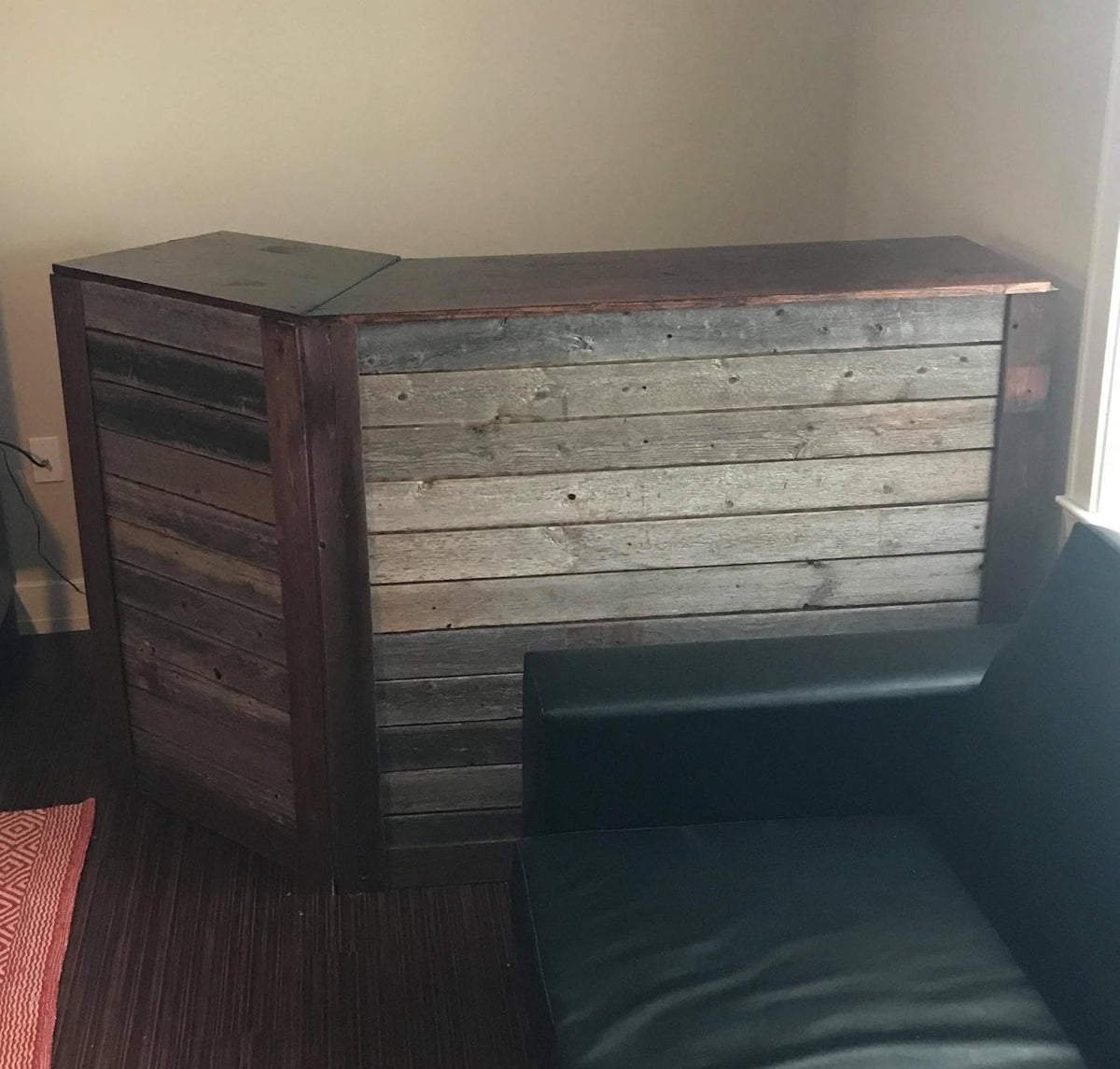 Reclaimed Barn Wood Wall Paneling Planks 46 Square Feet C588