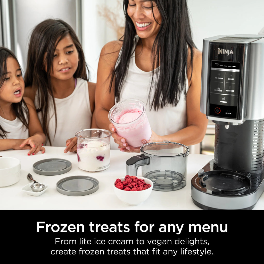 Ice Cream Maker with 2 Pints Q589