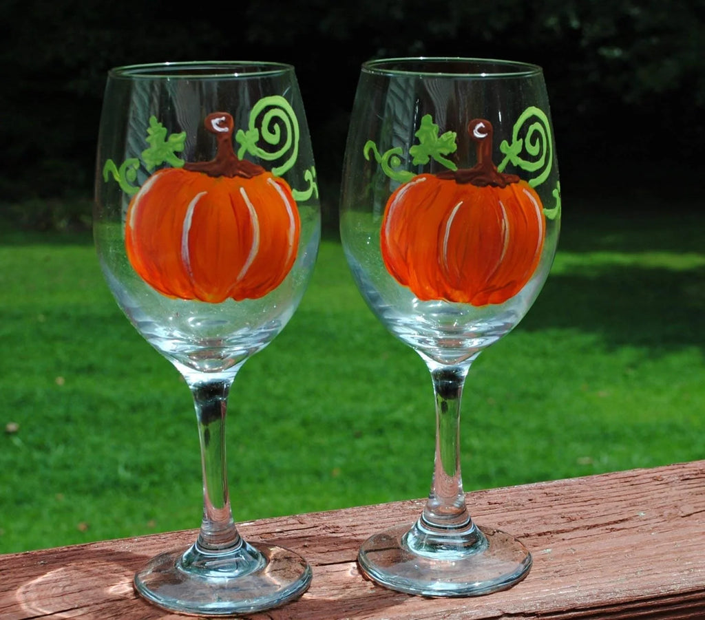 2 Hand Painted Stemmed Wine Glasses Set F663515